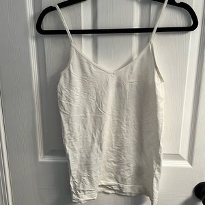 Gillian & O’Malley white cami